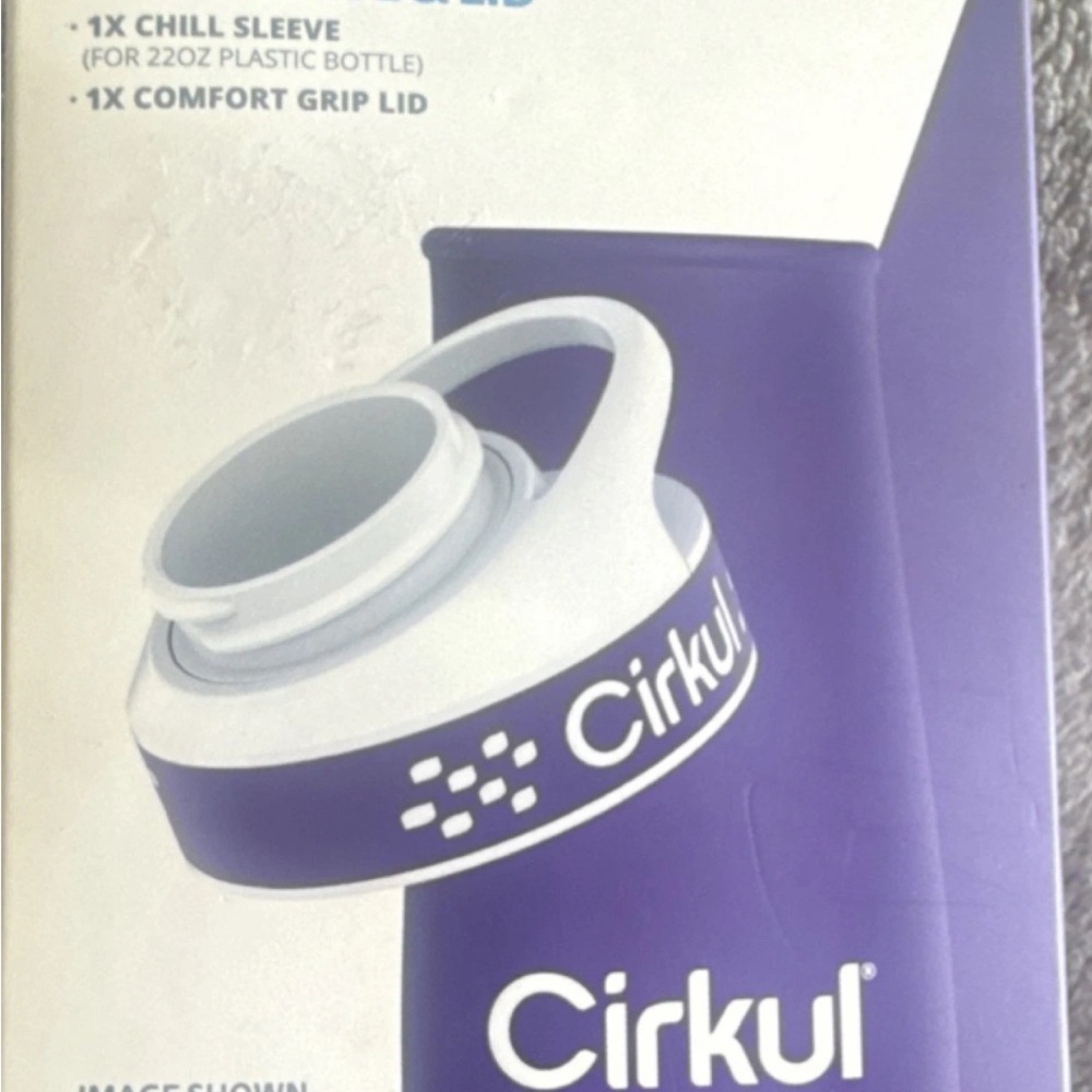 Cirkul Purple Chill Sleeve for 22oz Bottle